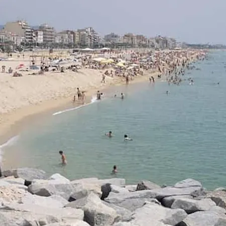 Large 5-bed Villa, Mountain And Beach, At 30' From Barcelona *