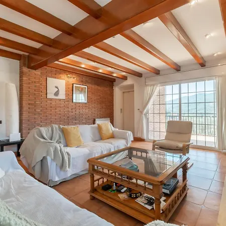 Large 5-bed Villa, Mountain And Beach, At 30' From Barcelona Villa Vallromanes