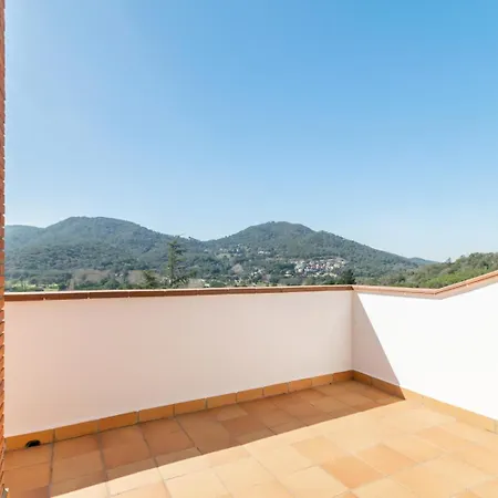 Large 5-bed Villa, Mountain And Beach, At 30' From Barcelona Villa *